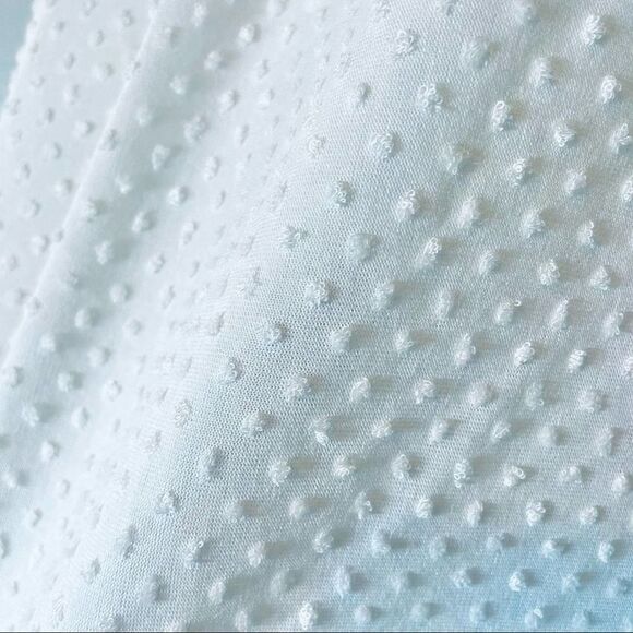 NWT W5 Flowy Swiss Dot Blouse Scoop Neck White Small - Picture 4 of 9